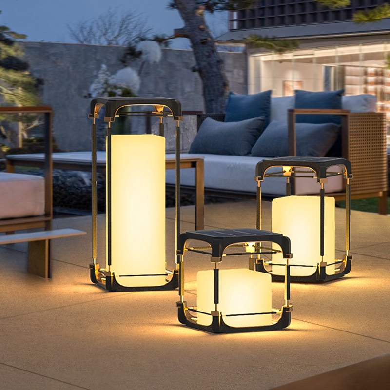 Outdoor Lighting Lamps - โคมไฟตั้งพื้นเรืองแสง โคมไฟสนามพลังงานแสงอาทิตย์ LED สำหรับภายนอกอาคาร โคมไฟกลางแจ้งแบบไม่ใช้พลังงานแสงอาทิตย์ โคมไฟสวนกลางแจ้ง